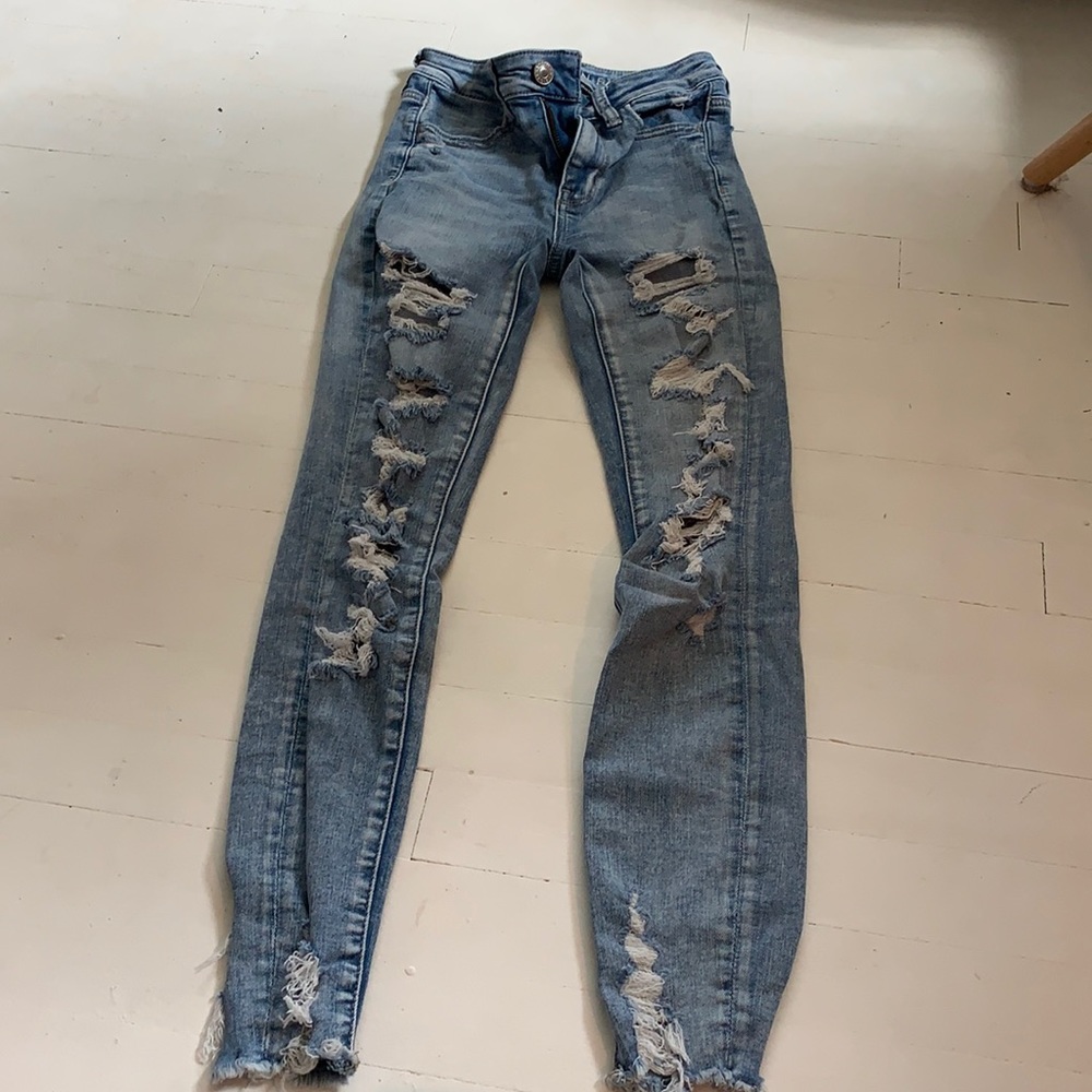 americna eagle ripped skinny jeans